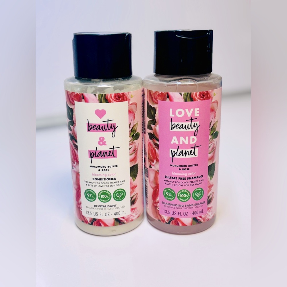 Love Beauty & Planet Shampoo & Conditioner Murumuru Butter & Rose-New